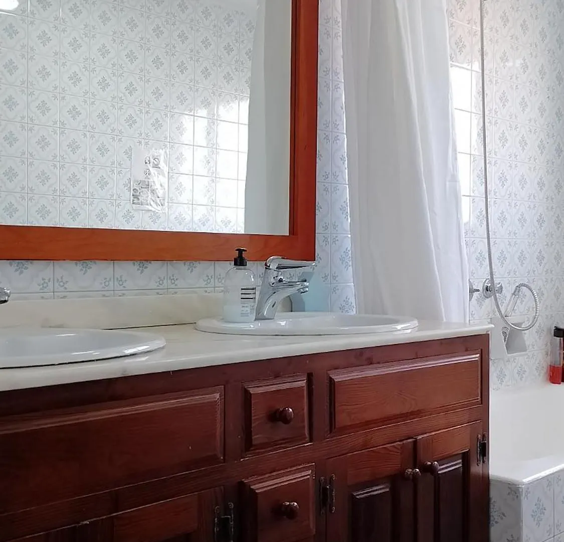 Homestay Habitacion Privada Comoda Centro Malaga Vialia Estacion De Tren Maria Zambrano Y Tambien Cerca A La Playa