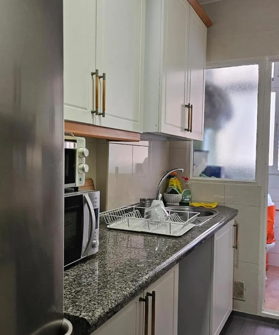 Homestay Habitacion Privada Comoda Centro Malaga Vialia Estacion De Tren Maria Zambrano Y Tambien Cerca A La Playa