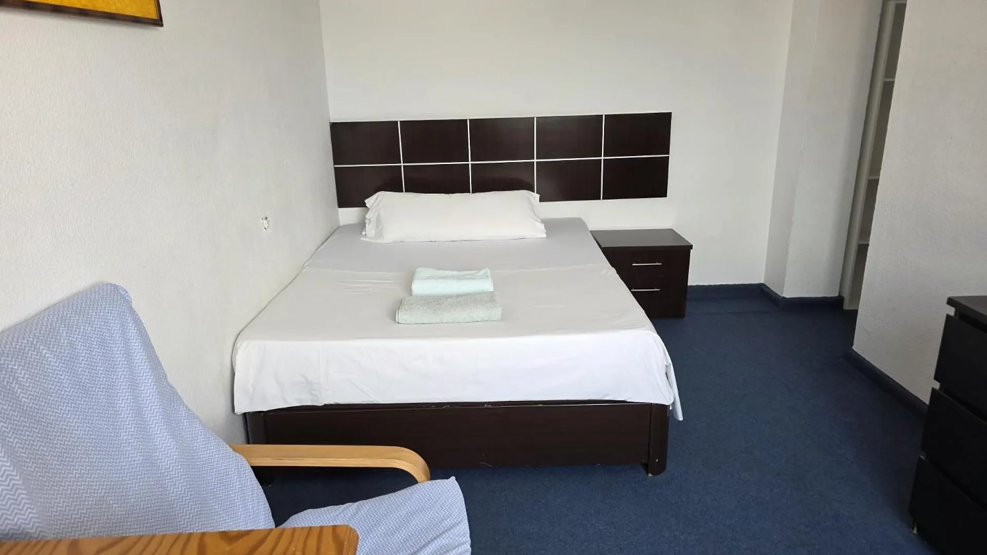 Habitacion Privada Comoda Centro Malaga Vialia Estacion De Tren Maria Zambrano Y Tambien Cerca A La Playa 0*,  Spain