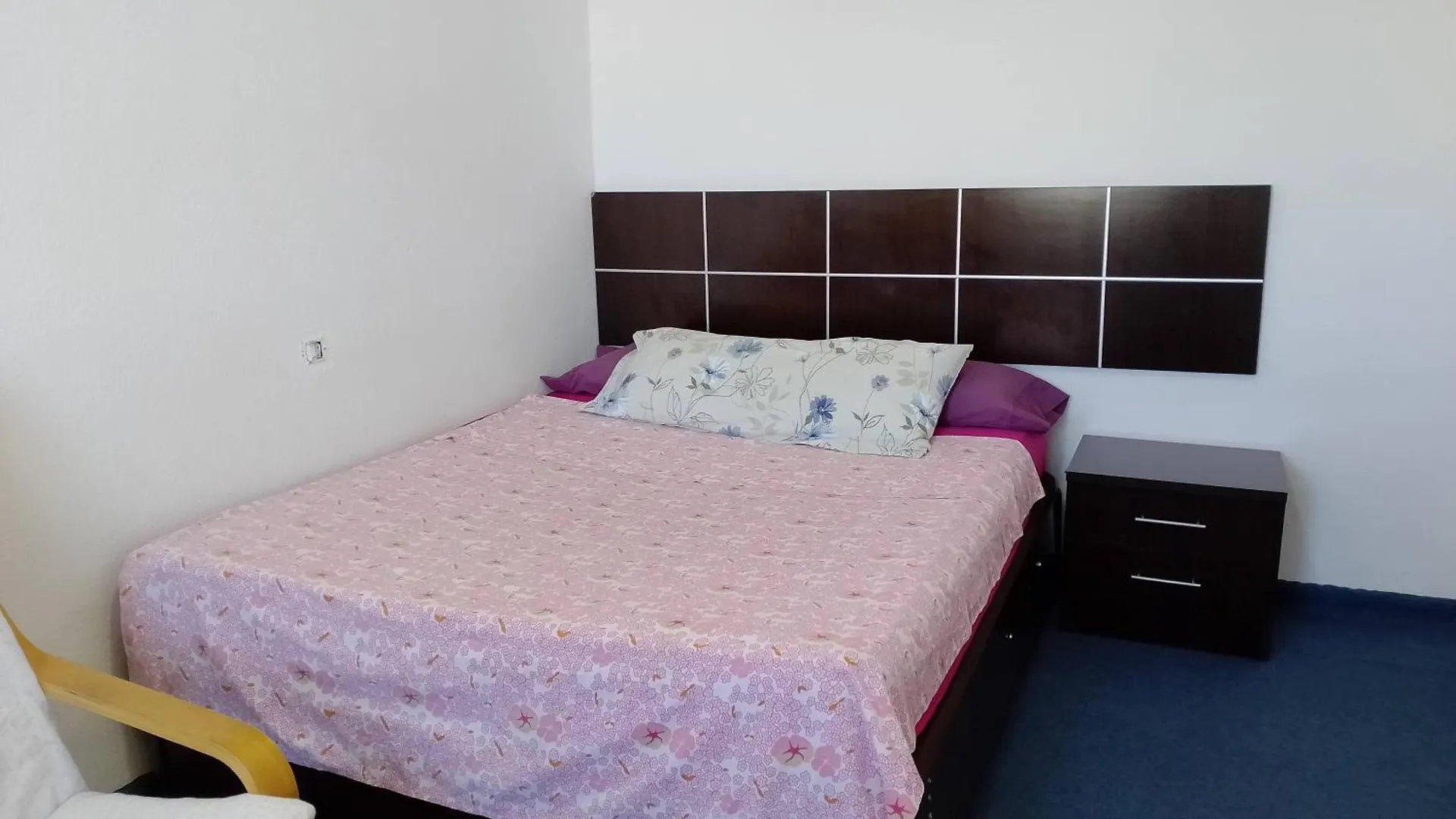 Habitacion Privada Comoda Centro Malaga Vialia Estacion De Tren Maria Zambrano Y Tambien Cerca A La Playa Homestay
