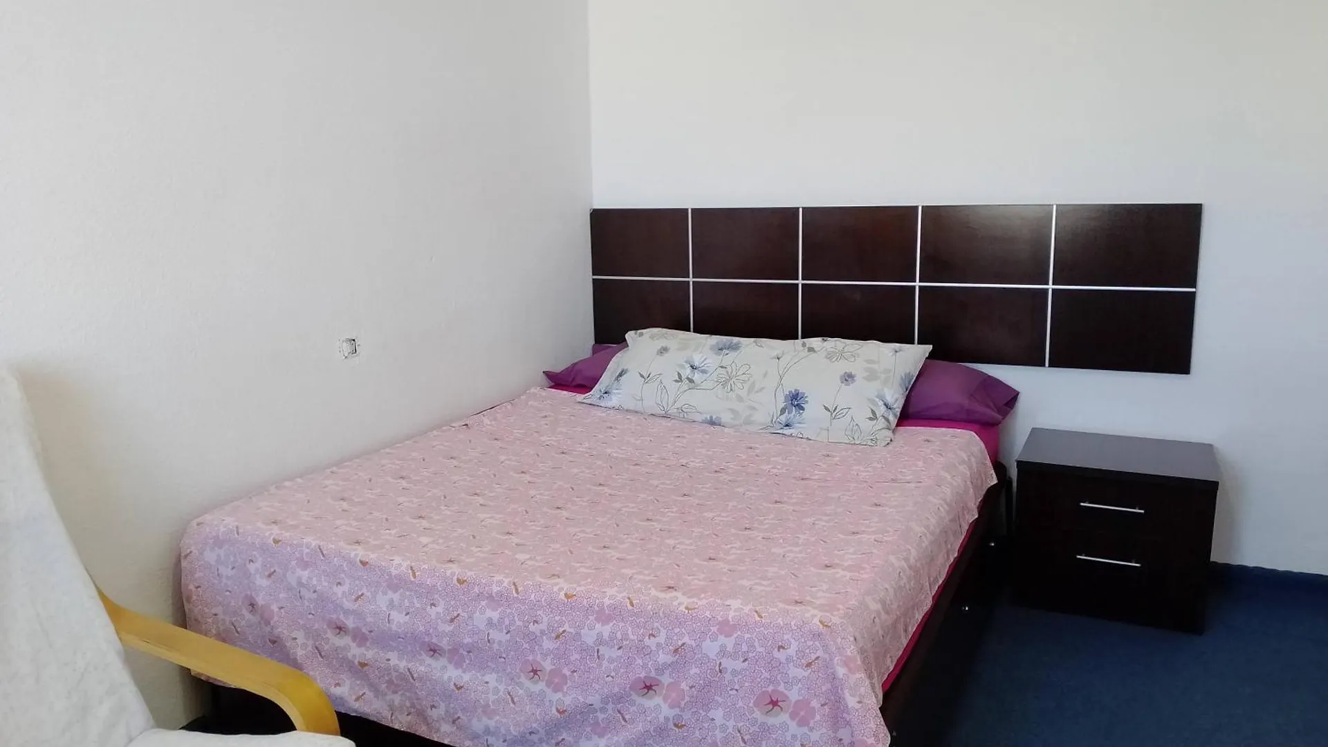 Habitacion Privada Comoda Centro Malaga Vialia Estacion De Tren Maria Zambrano Y Tambien Cerca A La Playa Homestay