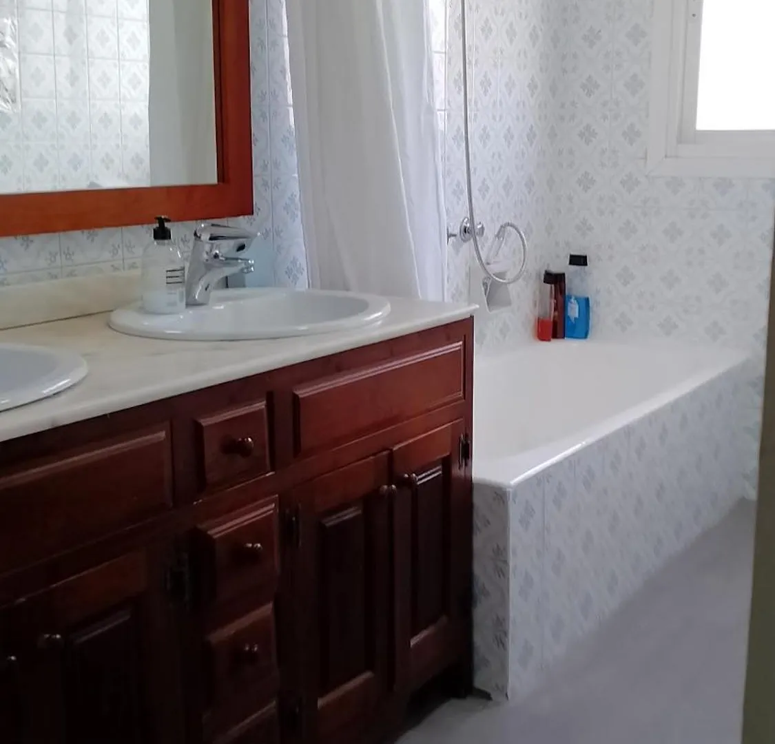 Habitacion Privada Comoda Centro Malaga Vialia Estacion De Tren Maria Zambrano Y Tambien Cerca A La Playa 0*,